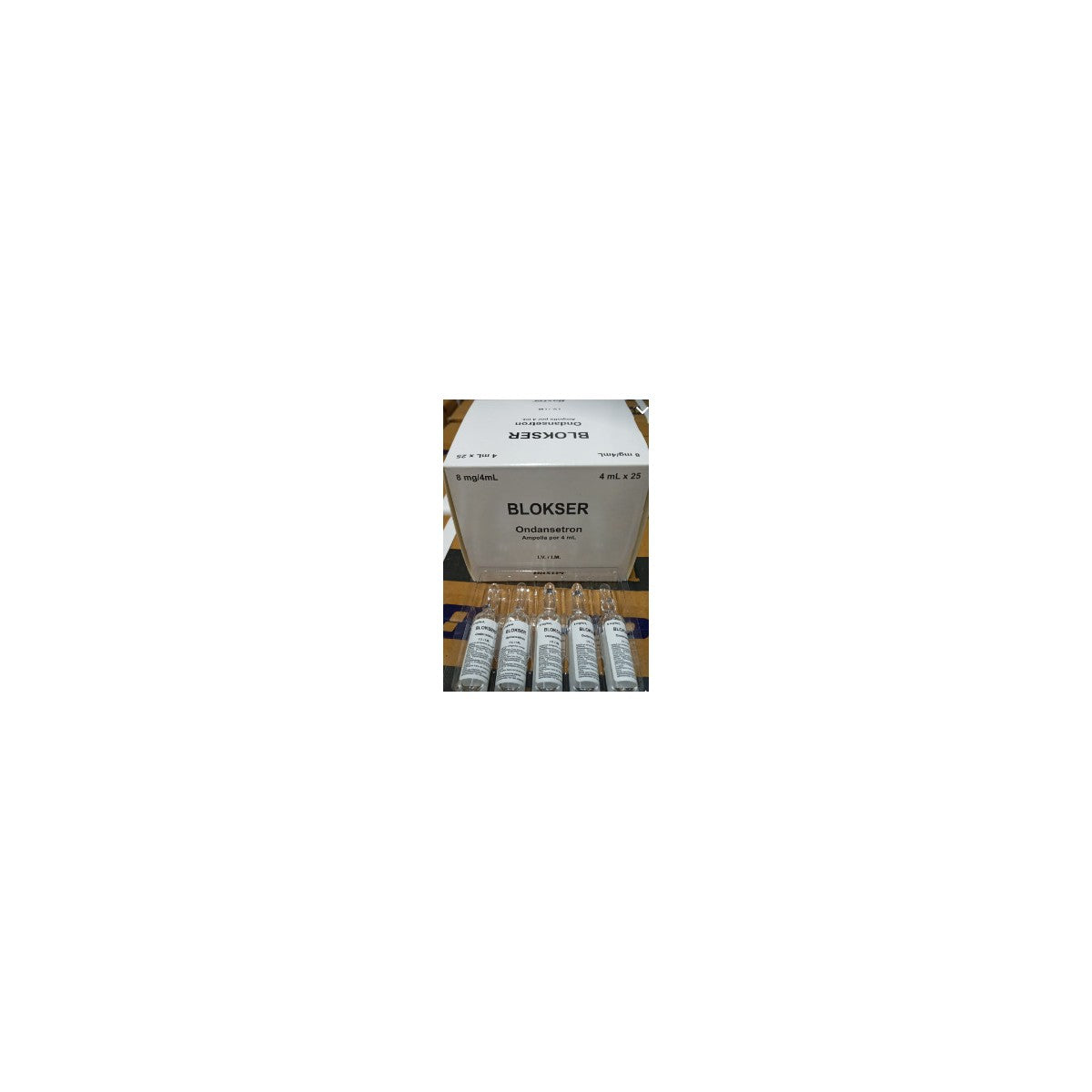 Solución inyectable de Ondansetrón, 8 mg en ampolla de 4 mL, presentada en caja con 5 blister de 5 ampollas de vidrio tipo I.