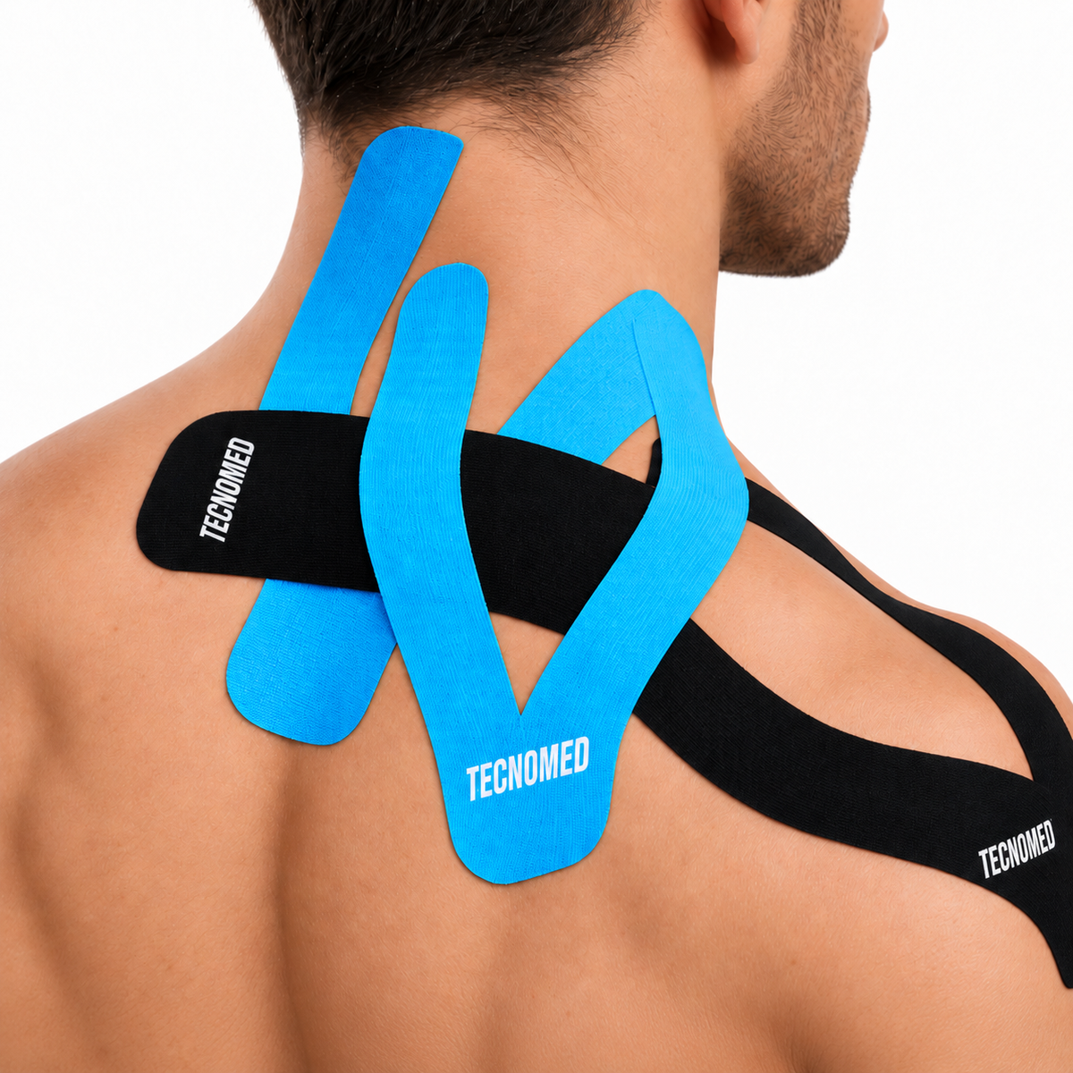 Cinta kinesiológica Kromia color azul claro, referencia 736086021999, diseñada para brindar soporte flexible durante actividades físicas y rutinas de rehabilitación.
