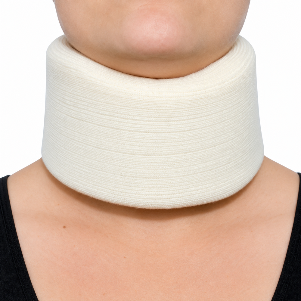 Cuello blando Maclo talla L, diseñado para brindar soporte ergonómico, comodidad y estabilidad en la zona cervical.