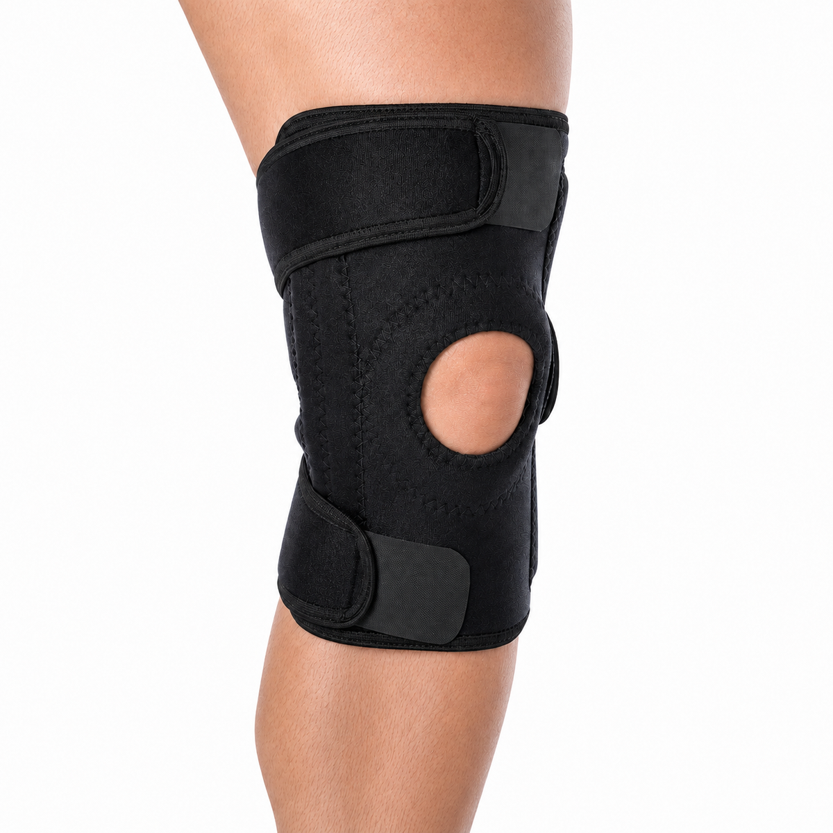 Estabilizador de rodilla Kromia color negro con soporte para rótula, diseñado para brindar compresión, estabilidad y soporte articular.