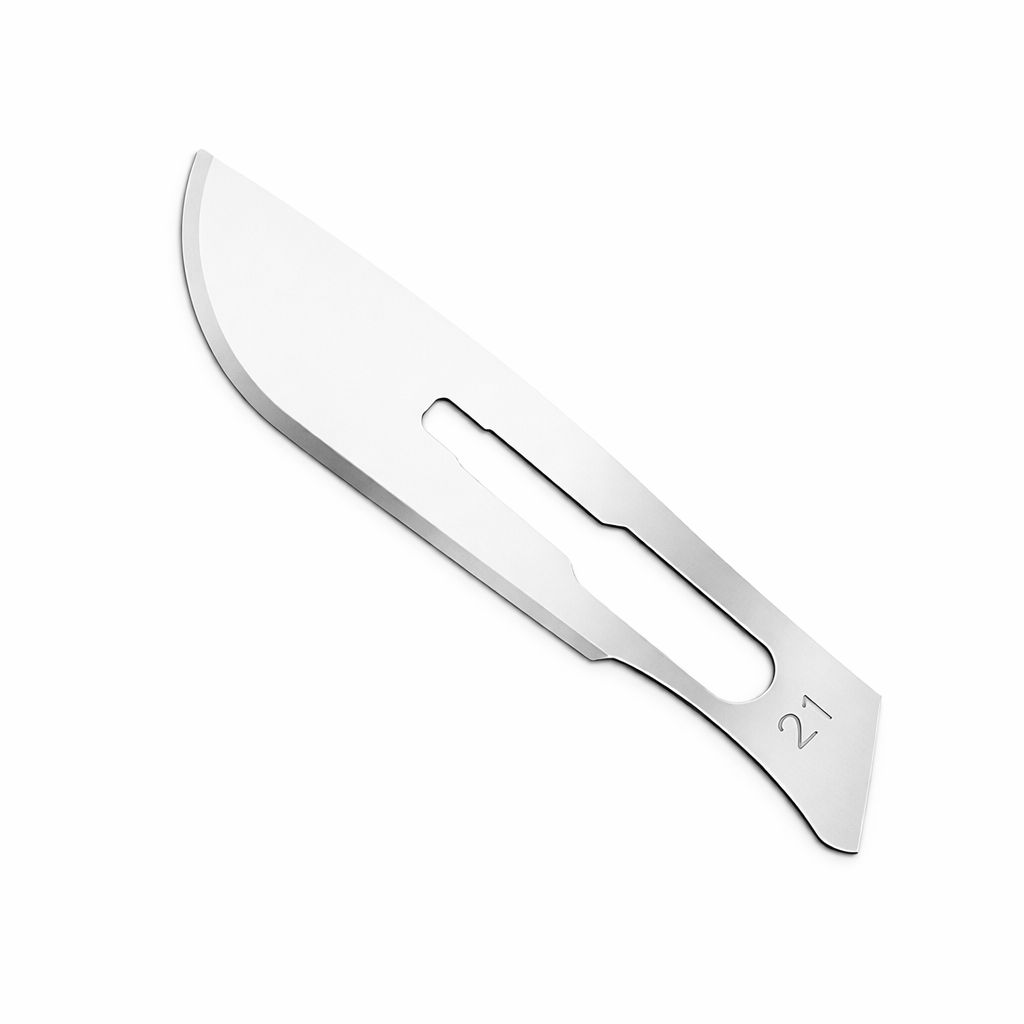 Hojas bisturí #21 de Paramount, fabricadas en acero inoxidable, con un acabado brillante y afilado, presentadas en un empaque individual.