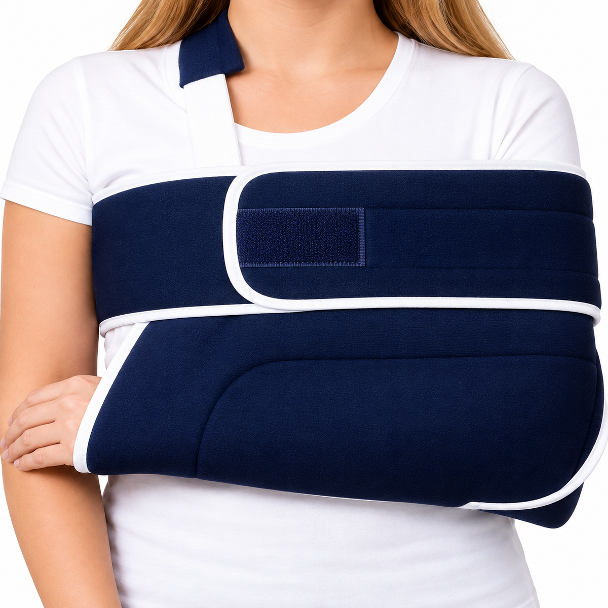Inmovilizador de hombro clínico Maclo talla M, diseñado para brindar soporte, estabilidad y comodidad durante procesos de recuperación.