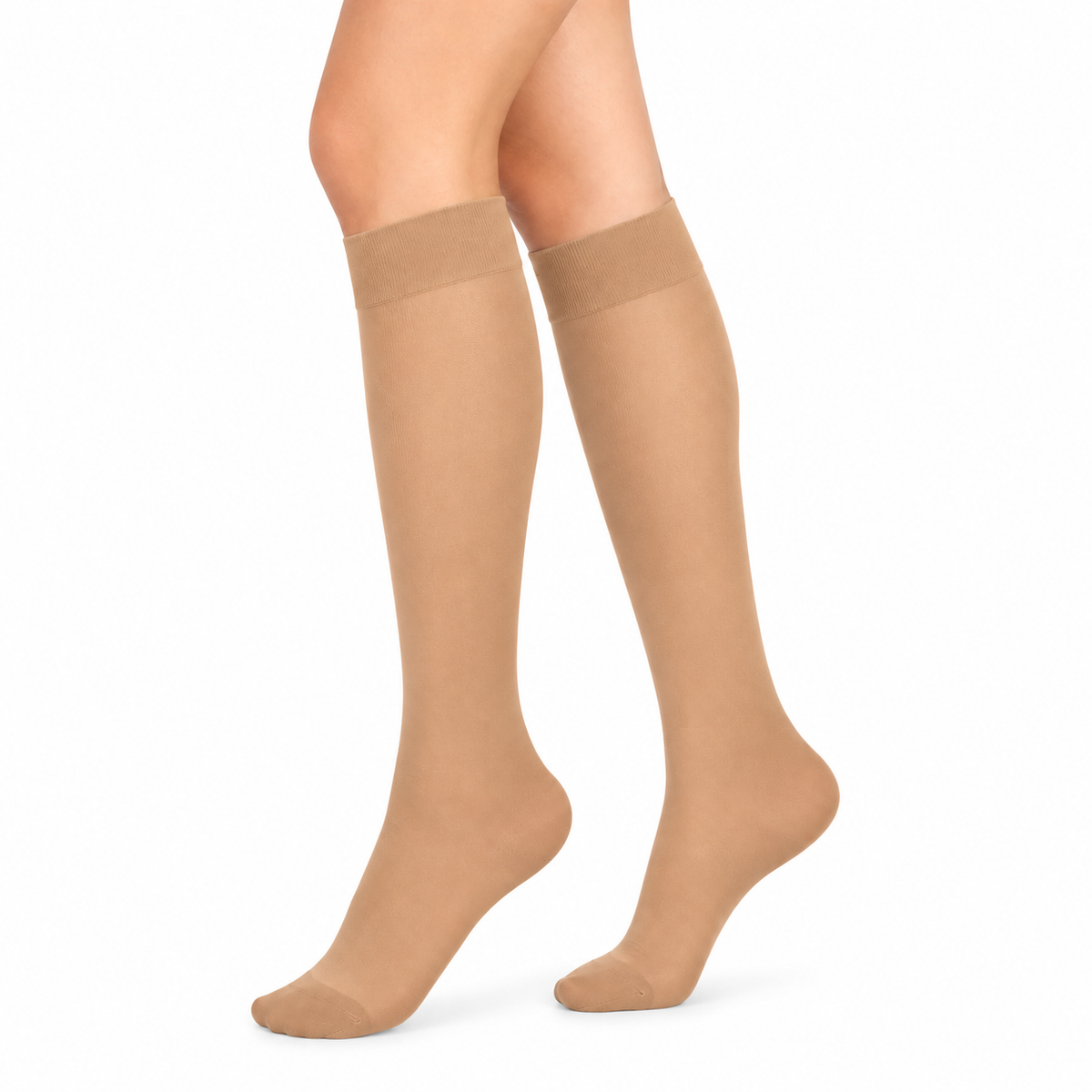 Media de compresión para dama Medivaric hasta la rodilla, 15-20 mmHg, talla M, color beige y diseño transparente, pensada para brindar soporte y comodidad durante el uso diario.