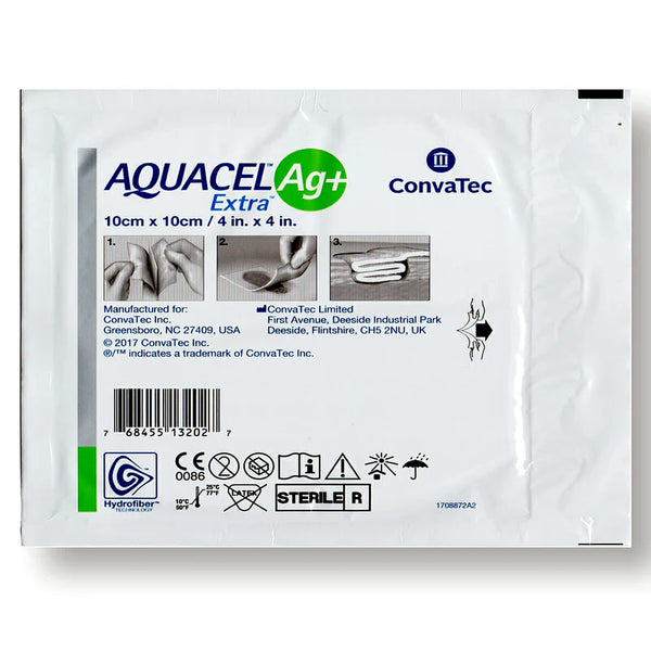 Apósito hydrofiber Aquacel Ag+ Extra, 10 cm x 10 cm, con plata al 1.2% y fibras de Tencel, en bolsa de aluminio dentro de caja de cartulina.