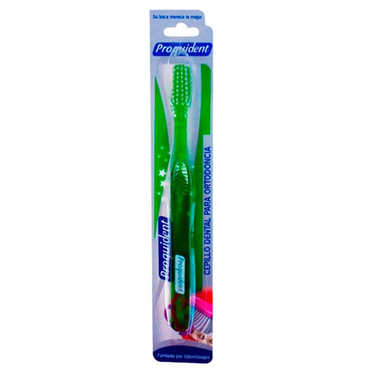 Cepillo para ortodoncia Proquident Soft, con cerdas suaves, mango ergonómico y diseño compacto, ideal para limpieza dental.