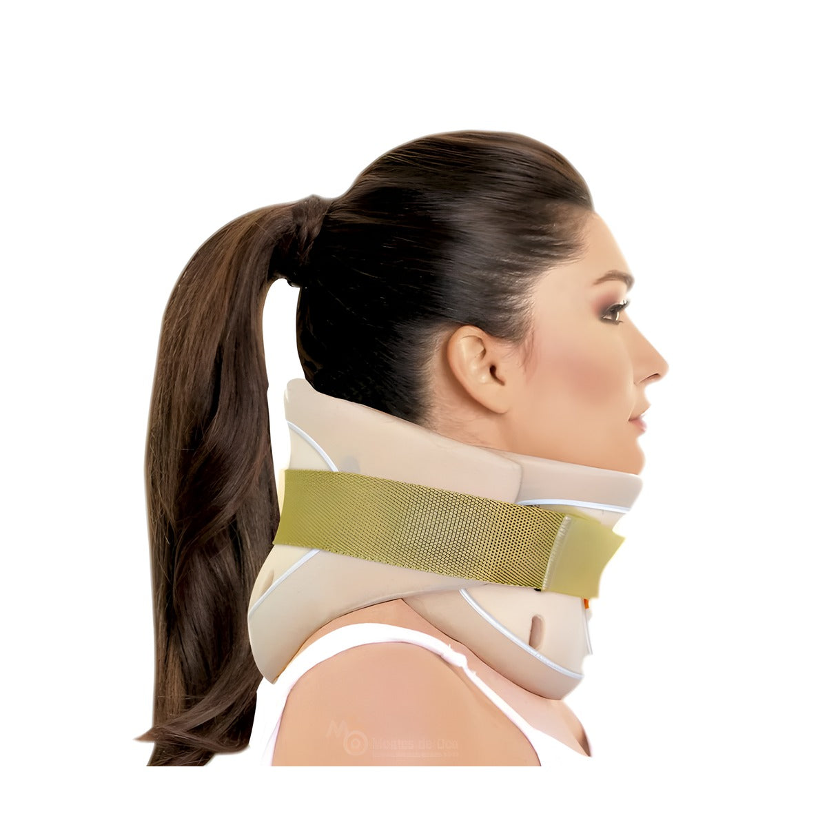 Collar tipo Filadelfia en talla XS, diseñado para limitar la movilidad cervical, fabricado con materiales como poliéster y algodón.