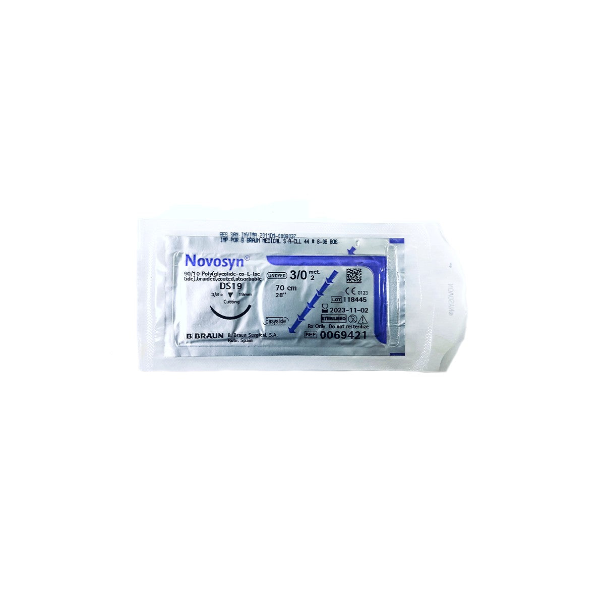 Hilo quirúrgico incoloro Braun Novosyn 3/0 DS19 de 70 cm, con textura suave y resistencia adecuada para suturas.