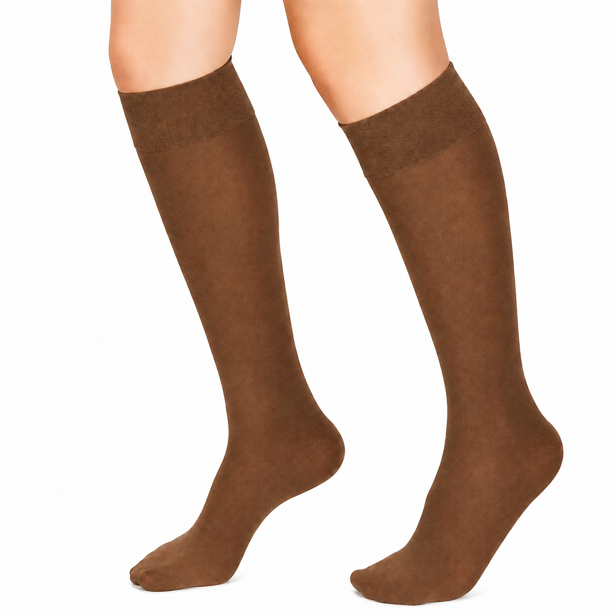 Media de compresión color café, 15-20 mmHg, talla M, referencia 3323P0207, diseñada para brindar soporte y comodidad en las piernas.