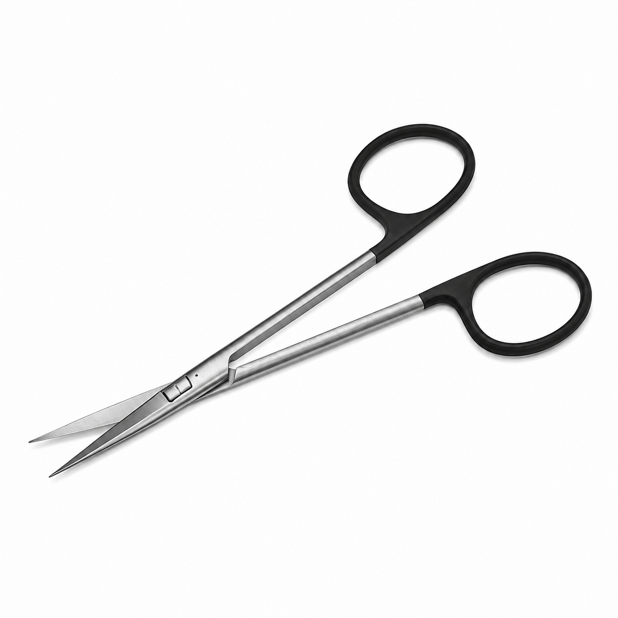 Tijera quirúrgica Iris recta REF. 03302872 diseñada para cortes precisos en entornos clínicos y hospitalarios.