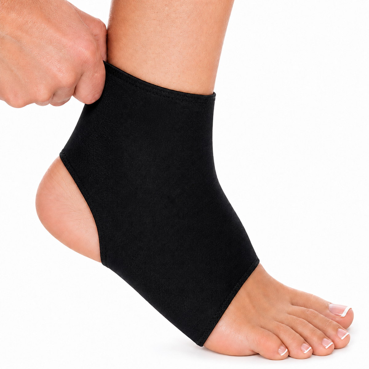 Tobillera corta ambidiestra Kromia color negro, talla L, diseñada para brindar soporte, compresión y estabilidad al tobillo.